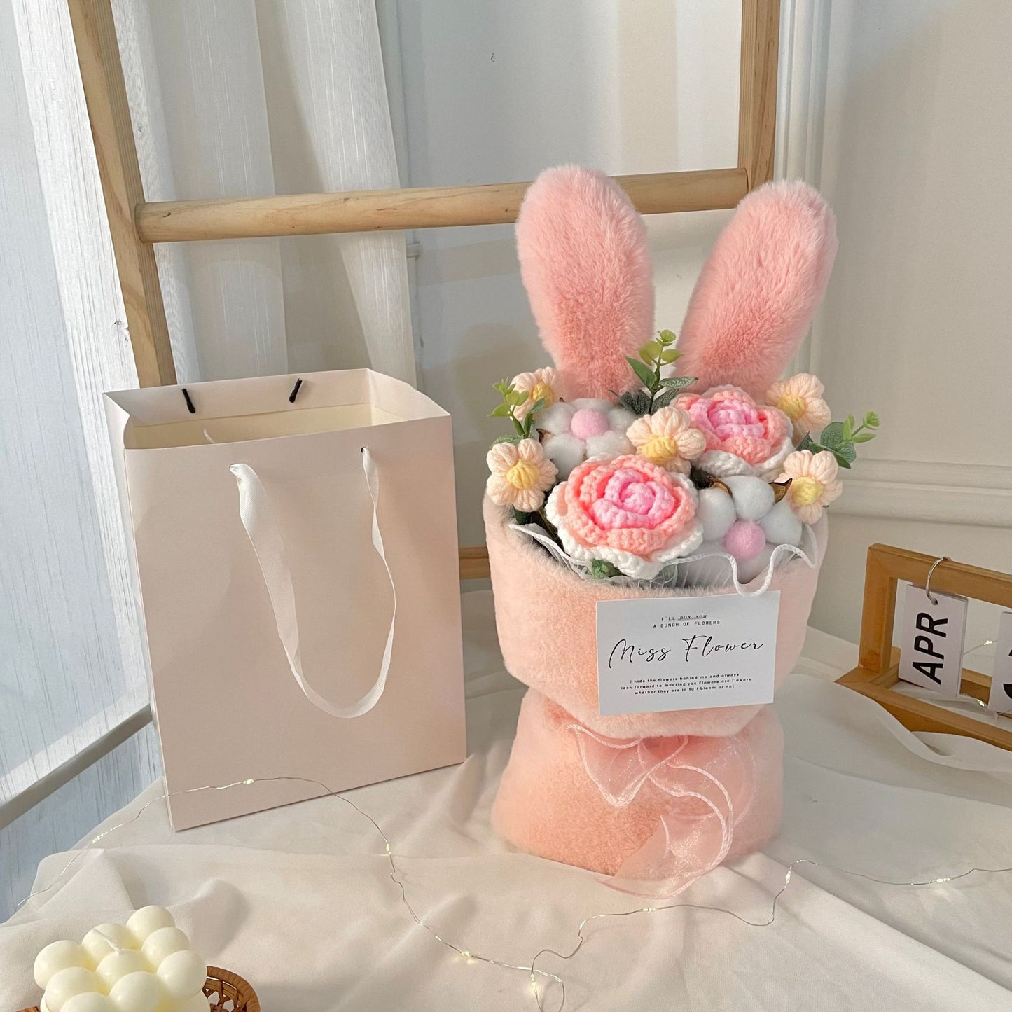 Bloomy Wool – Bunny Bouquet
